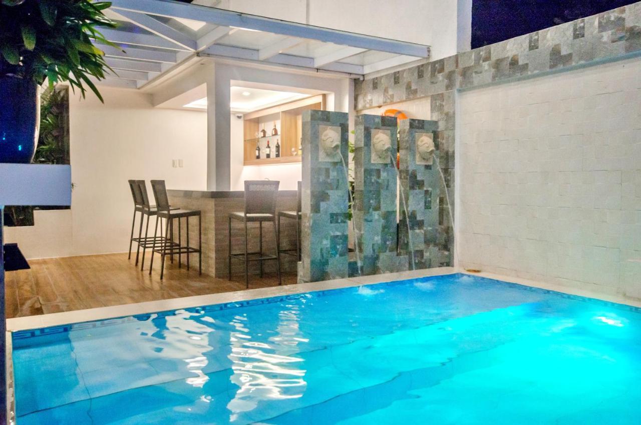 Commander Suites De Boracay Manoc-Manoc Bagian luar foto